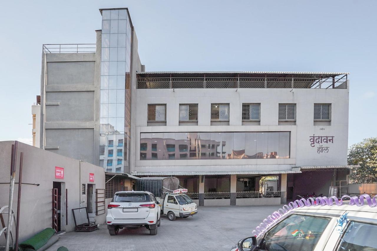 Oyo Flagship 70264 Hotel Vrindavan Mangvadi Eksteriør billede