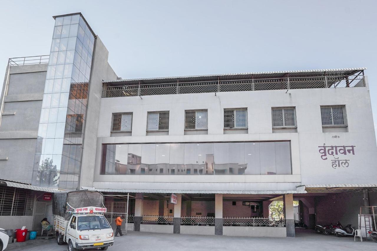 Oyo Flagship 70264 Hotel Vrindavan Mangvadi Eksteriør billede