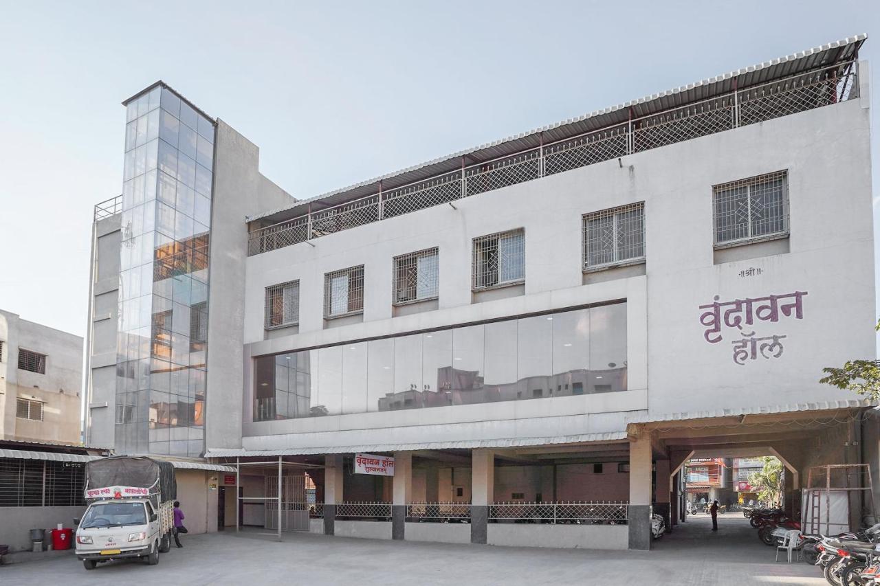 Oyo Flagship 70264 Hotel Vrindavan Mangvadi Eksteriør billede